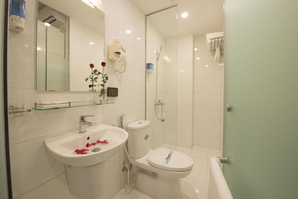 Hanoi Holiday Hotel Kültér fotó